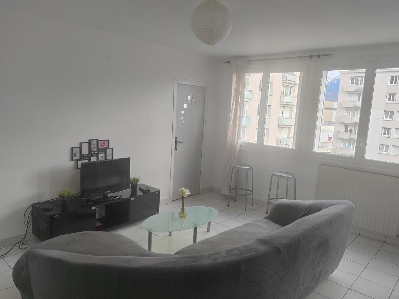 Une Chambre Dans Appartement Partage, Grenoble A 8 Min Du Centre-Ville Zewnętrze zdjęcie